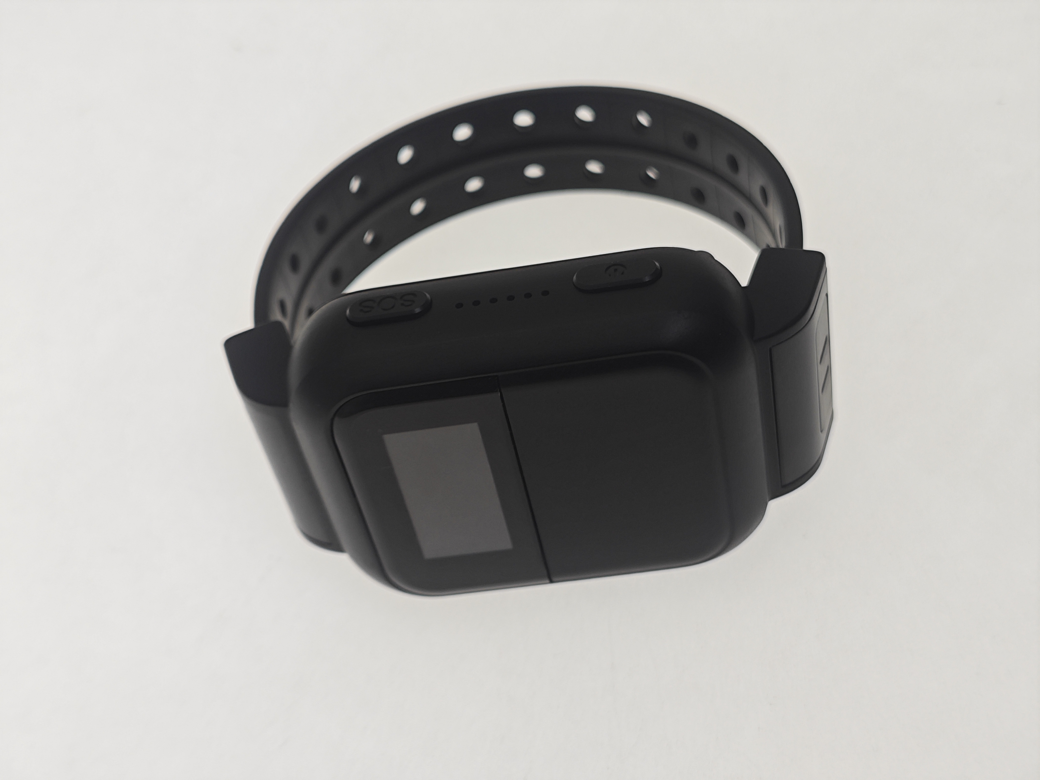 Часы-локатор с GPS-локатором для заключенных и отслеживанием в реальном времени